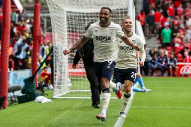 West Ham United takımından Callum Wilson, İngiltere 'nin Nottingham şehrinde oynanan Premier League maçı Nottingham Forest-West Ham United maçında 0-3' lük galibiyetini kutluyor.