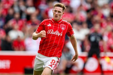 Nottingham Ormanı 'ndan Elliot Anderson Premier League maçı sırasında Nottingham Forest, West Ham United' a karşı City Ground, Nottingham, İngiltere 'de 31 Ağustos 2025' te