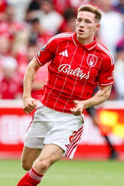 Nottingham Ormanı 'ndan Elliot Anderson Premier League maçı sırasında Nottingham Forest, West Ham United' a karşı City Ground, Nottingham, İngiltere 'de 31 Ağustos 2025' te