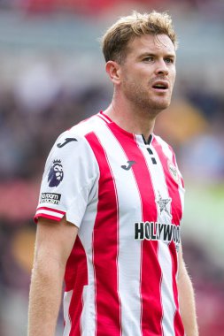 Brentford 'dan Nathan Collins Premier League maçı sırasında Brentford Manchester United' a karşı Gtech Community Stadyumu, Londra, 27 Eylül 2025 