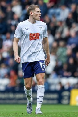 Preston North End 'den Lewis Gibson 27 Eylül 2025' te İngiltere 'nin Deepdale kentinde Preston North End' e karşı oynanan Gökyüzü İddia Şampiyonası maçında 