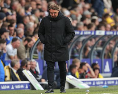  Leeds United 'ın Daniel Farke teknik direktörü Leeds United - Leeds Bournemouth maçı sırasında 27 Eylül 202' de Elland Road, Leeds, İngiltere 'de oynandı.