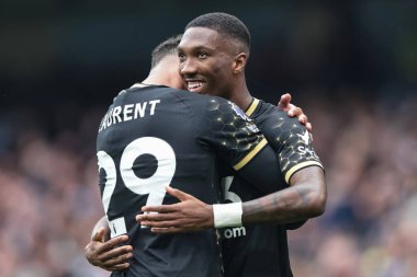 Burnley 'den Jaidon Anthony, 27 Eylül 2025' te Etihad Stadyumu 'nda Manchester City ile Burnley arasındaki Premier League maçında 1-1' lik galibiyetini kutluyor. 