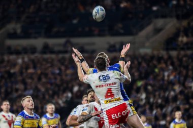 Leeds Rhinos takımından Mark Percival ve Harry Newman, 27 Eylül 2025 tarihinde Leeds, İngiltere 'deki Headingley Stadyumu' nda oynanan Betfred Süper Lig eleme maçı 1.