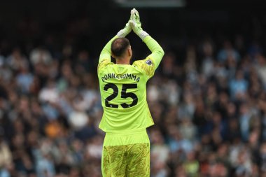 Manchester City, Etihad Stadyumu 'nda 27 Eylül 2025' te oynanan Premier League maçı sırasında Manchester City 'den Gianluigi Donnarumma' nın tişörtü. 
