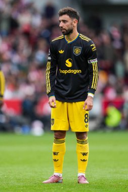 Manchester United Premier League karşılaşmasında Bruno Fernandes Brentford Manchester United 'a karşı Gtech Community Stadyumu, Londra, 27 Eylül 2025 