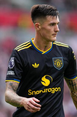 Manchester United Premier Lig karşılaşmasında Benjamin Sesko ile Manchester United arasında 27 Eylül 2025 'te Gtech Community Stadyumu' nda oynandı. 