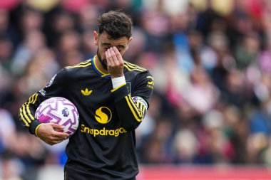 Manchester United Premier League karşılaşmasında Bruno Fernandes Brentford Manchester United 'a karşı Gtech Community Stadyumu, Londra, 27 Eylül 2025 