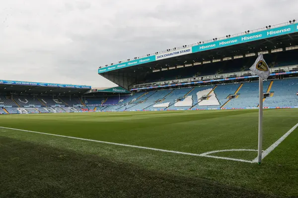 Elland Road 'un, 27 Eylül 2025' te İngiltere 'nin Leeds Road kentinde oynanan Premier League maçı öncesinde Leeds United ve Bournemouth maçına genel bir bakış.