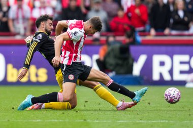 Manchester United takımından Bruno Fernandes, 27 Eylül 2025 'te İngiltere' deki Gtech Community Stadyumu 'nda oynanan Premier League karşılaşmasında Brentford Manchester United' a karşı meydan okudu. 