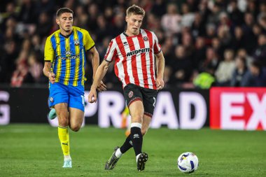 Sheffield United takımından Mark McGuinness 30 Eylül 2025 'te Sheffield Lane, İngiltere' de Sheffield United ile Southampton arasındaki Sky Bet Şampiyonası maçında pas attı.