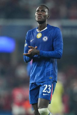 Chelsea 'den Trevoh Chalobah UEFA Şampiyonlar Ligi karşılaşmasında tam zamanlı olarak Stamford Bridge, Londra, Birleşik Krallık' ta Chelsea 'ye karşı Benfica