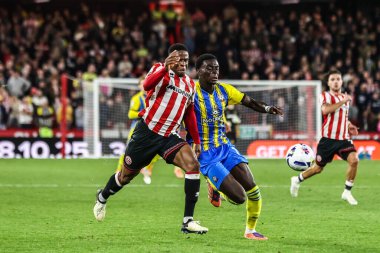 Sheffield United 'dan Chiedozie Ogbene, Southampton' dan Joshua Quarshie 'den bir meydan okumayla sahaya çıkıyor. Ancak 30 Eylül 2025' te Bramall Lane, İngiltere 'de oynanan Sky Bet Şampiyonası maçında faul yapılmadı.