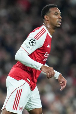 Gabriel of Arsenal UEFA Şampiyonlar Ligi maçı sırasında Arsenal, Olympiakos FC 'ye karşı Emirates Stadyumu, Londra, İngiltere, 1 Ekim 2025 