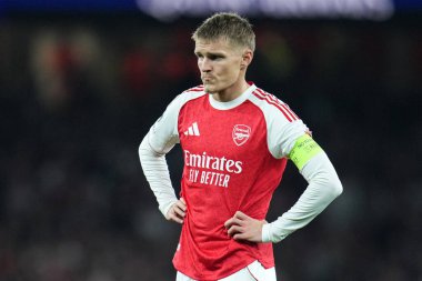 Arsenal 'den Martin degaard UEFA Şampiyonlar Ligi karşılaşmasında Arsenal, Olympiakos FC' ye karşı Emirates Stadyumu, Londra, İngiltere, 1 Ekim 2025 