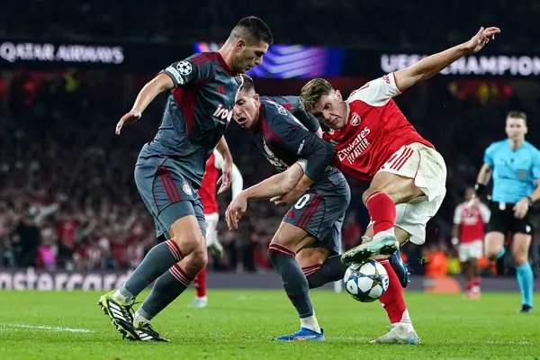 UEFA Şampiyonlar Ligi maçı Arsenal, Olympiakos FC 'ye karşı Emirates Stadyumu, Londra, 1 Ekim 2025 