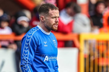 Hull KR 'dan Joe Burgess, Betfred Süper Lig yarı final maçı Hull KR, Sewell Group Craven Park, Kingston upon Hull, 3 Ekim 2025' te St Helens maçında ısındı.