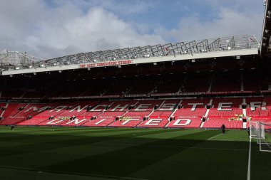 Old Trafford 'un Premier League maçı sırasında Manchester United ile Sunderland' ın Old Trafford, Manchester, İngiltere 'de karşı karşıya geldiği maçın genel görünümü, 4 Ekim 2025 