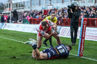 Hull KR 'dan Joe Burgess, 3 Ekim 2025' te İngiltere 'nin Hull kentinde oynanan Sewell Group Craven Park' ta oynanan Betfred Süper Lig Yarı Finali 'nde 12-0 öne geçiyor.