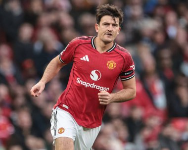 Manchester United ile Manchester United arasında oynanan Premier League maçında Harry Maguire, Old Trafford, Manchester, İngiltere 'de 4 Ekim 2025 tarihinde karşı karşıya geldi. 