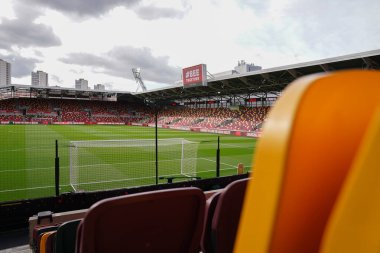 Premier League karşılaşması öncesinde Gtech halk stadyumunun genel görüntüsü Brentford Manchester City 'ye karşı Gtech Community Stadyumu, Londra, Birleşik Krallık, 5 Ekim 2025