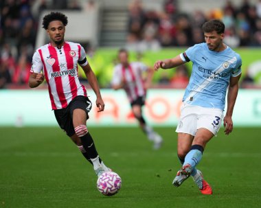 Manchester City 'den Ruben Dias Premier League maçı sırasında Brentford Manchester City' ye karşı Gtech Community Stadyumu, Londra, Birleşik Krallık, 5 Ekim 2025