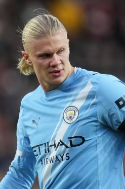 Manchester City 'den Erling Haaland Premier League maçı sırasında Brentford Manchester City' ye karşı Gtech Community Stadyumu, Londra, Birleşik Krallık, 5 Ekim 2025