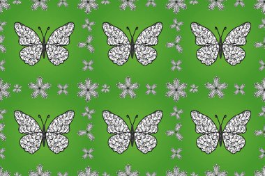 Farklı renkte kelebeklerden kusursuz. Fantezi renkli resimler koleksiyonu. Giysi tarzı için yeşil, beyaz ve siyah arkaplan üzerine dekorasyon. Tasarım için kelebekler.