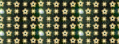 Raster illüstrasyonu. Kar tanesi kışı. Renkli arka planda izole edilmiş suluboya kar taneleri. Kışın sembolü.