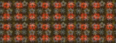 Düşen Noel stili kar taneleri. Kar taneleri, kar yağışı. Güzel, kahverengi, gri ve mor kar taneleri renkli bir arka planda izole edilmiş. Görüntü.