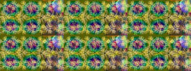 Düşen Noel stili kar taneleri. Güzel, yeşil, kahverengi ve sarı kar taneleri renkli bir arka planda izole edilmiş. Kar taneleri, kar yağışı. Görüntü.