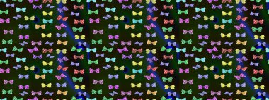 Raster illüstrasyonu. Doğa kelebeği temayı gri renklerle tekrarlıyor. Kelebek yineleme dokusunun güzel çizimi karşıtlık katmanında izole edilmiş. Korunmak için vahşi yaşam böcekleri arka planı.