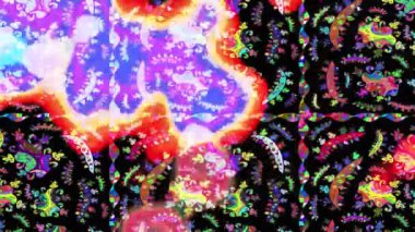 Renkli unsurlarla hareketli arka plan görüntüleri. Suluboya desenli el çizimi kelebekler. Hoş renklerde illüstrasyon. Kusursuz. Döngü.