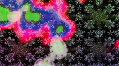 Renkli unsurlarla hareketli arka plan görüntüleri. Suluboya desenli el çizimi kelebekler. Hoş renklerde illüstrasyon. Kusursuz. Döngü.