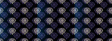 Kusursuz ortaçağ çiçek deseni. Dekoratif simetri arabesk. Siyah, mor ve mavi renklerde altın. Doğum günü kartı, davetiye ya da afiş için iyidir. Raster illüstrasyonu.