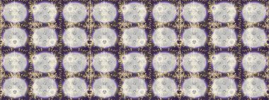 Raster illüstrasyonu. Yuvarlak raster kar tanesi. Soyut kış nötr, gri ve mor süslemeleri. Renkli arka planda izole tatlı kar taneleri. Güzel kar tanesi..