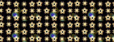 Siyah, sarı ve kahverengi renkli kar taneleri. Raster illüstrasyonu. Yılbaşı Biçimi.