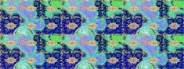 Doğu tarzı arabesk. Parlak dantel, stilize çiçekler, şal desenli. Raster. Mavi renkler ve altın elementler üzerine çizim. Altın desenli bukleler çiz. Zarif altın deseni aç.