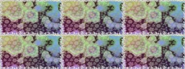 Raster illüstrasyonu. Şirin çiçekli kusursuz desen ve nötr renklerde yapraklar, suluboya çiçek deseni, duvar kağıdı, kart veya kumaş için fayanslı.