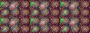 Parlak renkli çiçekleri ve kahverengi, mor ve gri renkte yaprakları olan şaşırtıcı, pürüzsüz çiçek deseni. Moda baskıları için zarif bir şablon. Modern çiçek arkaplanı. Halk stili.