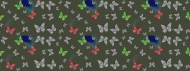 Nakış, egzotik kelebeklerle süslü çiçek eskiz deseni. Kart, baskı ve davetiye için basit şirin bir desen. Giysi tasarımı için yeşil arka planda geleneksel Raster halk çiçekleri dekoru.