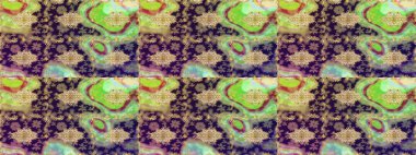 Altın elementlerle nötr renklerde altın desen. Klasik altın desenli çizim. Raster geleneksel oryantasyon süsü.