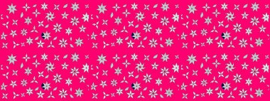 Mor renkli bitkilerden oluşan parlak çiçekli çizim deseni.