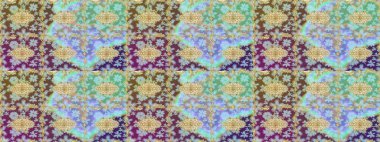 Altın elementlerle nötr renklerde altın desen. Barok tarzında duvar kâğıdı tasarımı için eskiz şablonu arka planı. Süslü raster dekorasyonu.