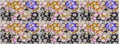 Suluboya stilinde tarafsız renklerde çiçekler. Raster illüstrasyonunda kusursuz çiçek deseni.