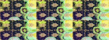 Lüks, kraliyet ve Viktorya dönemi konsepti. Yeşil yerine altın rengi barok çiçekli eskiz deseni. Süslü raster dekorasyonu. Yeşil renkte altın element.