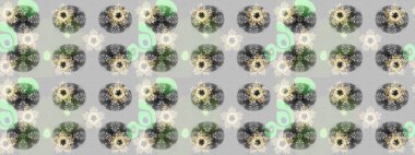 Geleneksel altın sarısı desenli gri, nötr ve yeşil renklerde altın elementler. Barok tarzında eskiz doğulu süsü..