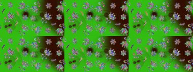 Parlak renkli çiçekli ve yeşil yapraklı harika bir çiçek deseni. Halk tarzı. Moda baskıları için zarif bir şablon. Modern çiçek arkaplanı.