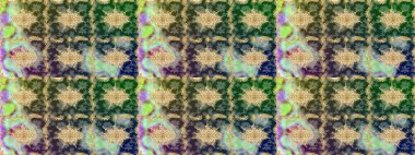 Damask çizimi tekrarlanıyor. Doku arka planında altın duvar kâğıdı. Barok tarzında altın çiçekli süs. Yeşil renkte altın element.