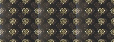 Doku arka planında altın duvar kâğıdı. Damask kusursuz yinelenen arkaplan. Barok tarzında altın çiçekli süs. Gri, kahverengi ve bej renklerde altın element.